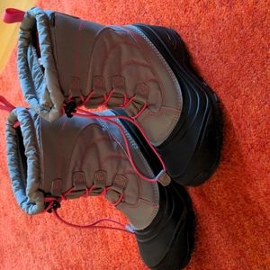 The North Face Youth Alpenglow Apres Ski Snow Boots